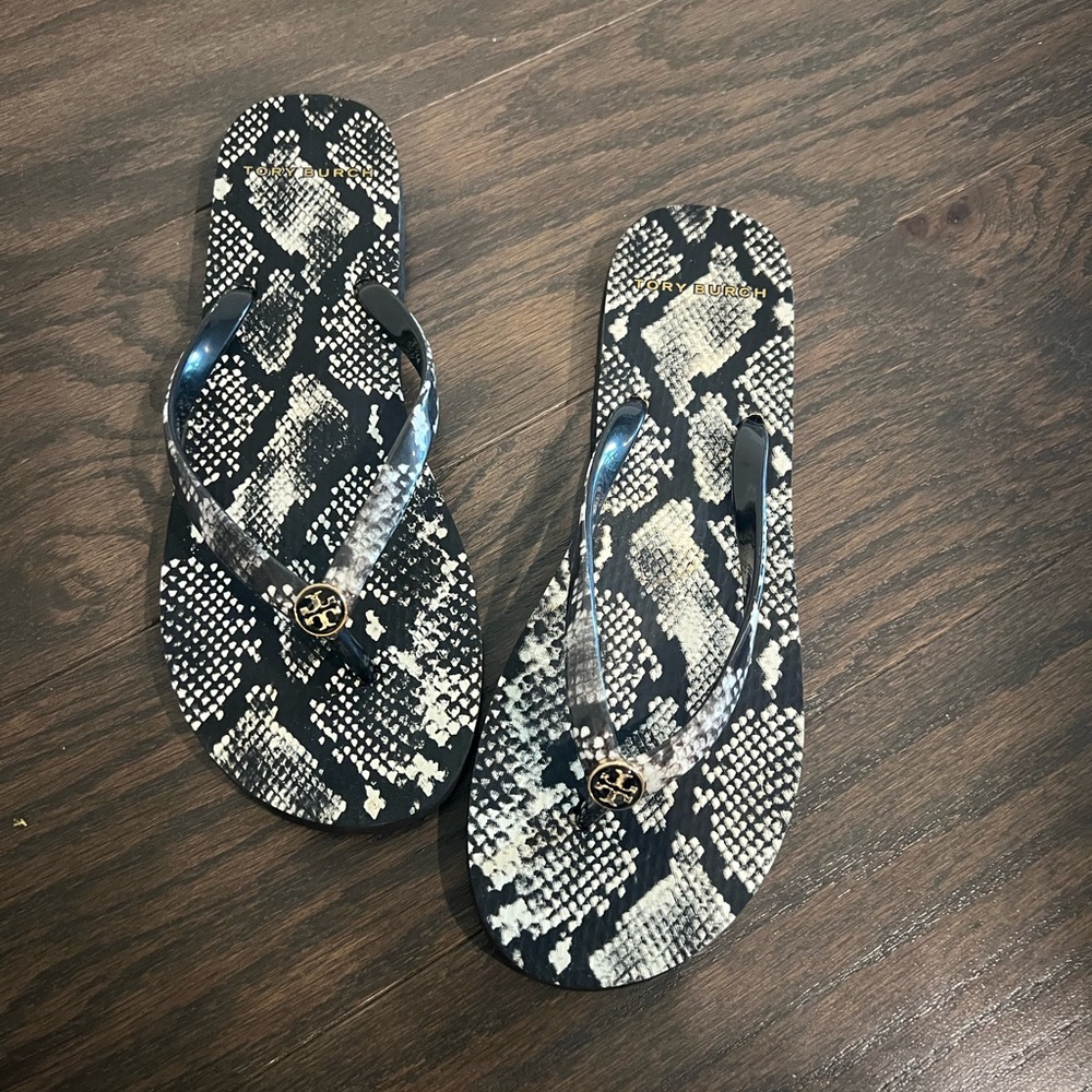 Tory Burch Black & White Sandals with Snakeskin Pattern